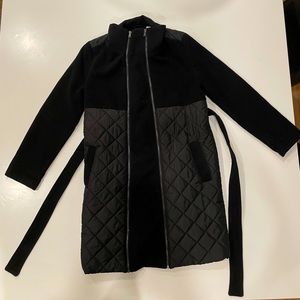 Mamalicious Maternity Coat - Removable middle panel. Black. Size Small.